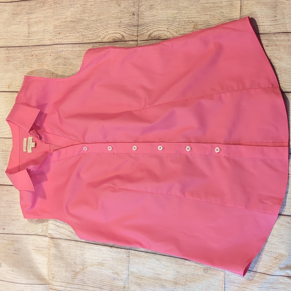 Talbot's Factory wrinkle resistant pink sleeveless button front top size S
